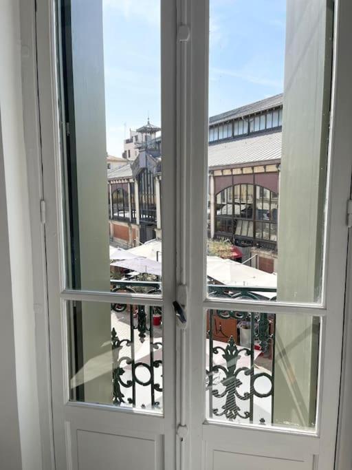 בזייה Vue Sur La Place Des Halles, Art Apparts מראה חיצוני תמונה
